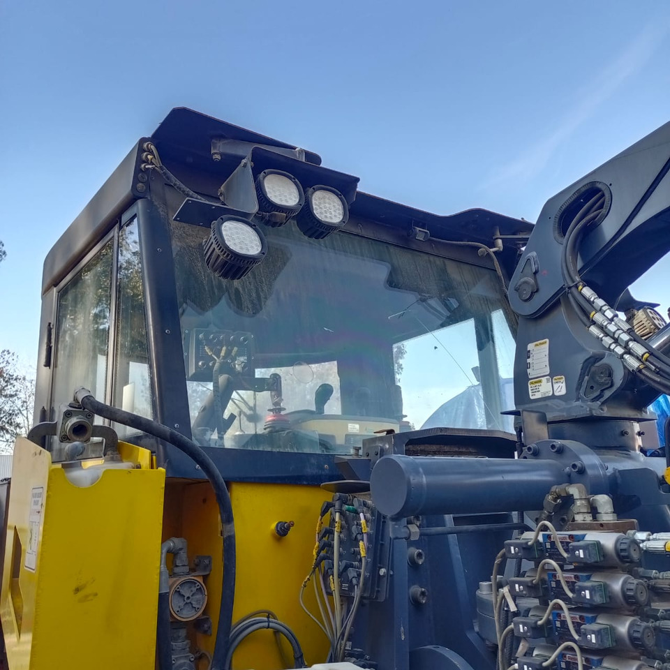 EPIROC BOLTEC S - Rudarska mašina: slika 1 EPIROC BOLTEC S - Rudarska mašina: slika 1