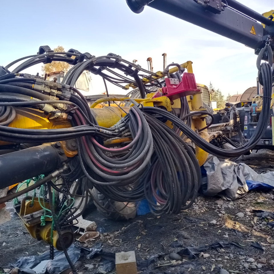 EPIROC BOLTEC S - Rudarska mašina: slika 4 EPIROC BOLTEC S - Rudarska mašina: slika 4