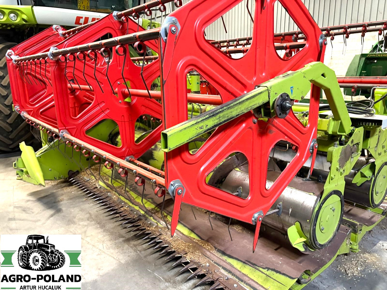 CLAAS C 540 - 5,4 M - 2021 ROK - Prednji deo kombajna: slika 4 CLAAS C 540 - 5,4 M - 2021 ROK - Prednji deo kombajna: slika 4