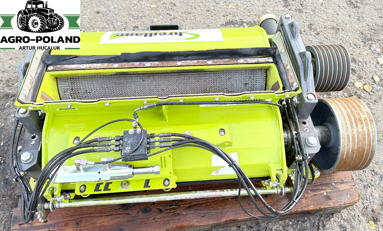 CLAAS GNIOTOWNIK SHREDLAGE MCC-L CLAAS JAGUAR - MAŁO UŻYWANY - Kombajn za stočnu hranu: slika 2 CLAAS GNIOTOWNIK SHREDLAGE MCC-L CLAAS JAGUAR - MAŁO UŻYWANY - Kombajn za stočnu hranu: slika 2