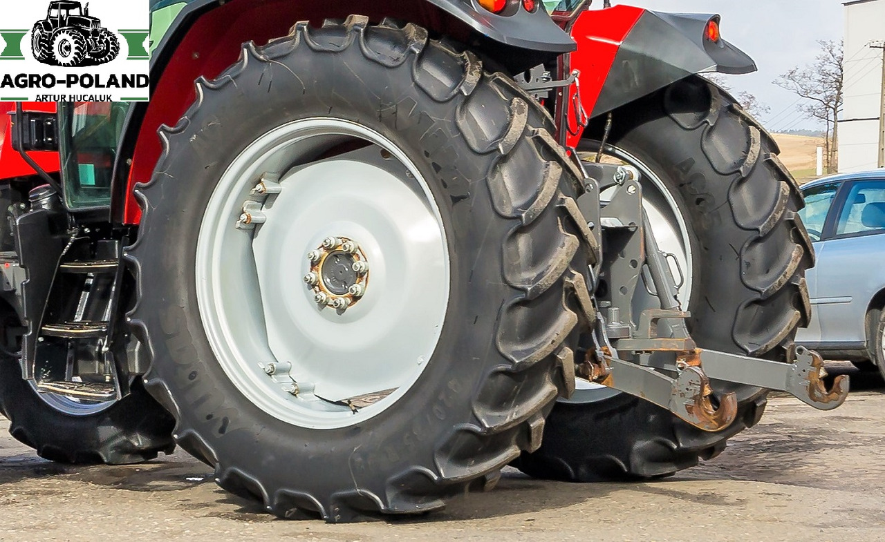 MASSEY FERGUSON 6713 - 2019 ROK - 2459 h - Traktor: slika 3 MASSEY FERGUSON 6713 - 2019 ROK - 2459 h - Traktor: slika 3