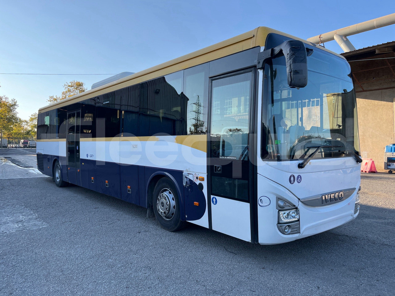 Iveco Crossway - Prigradski autobus: slika 1 Iveco Crossway - Prigradski autobus: slika 1