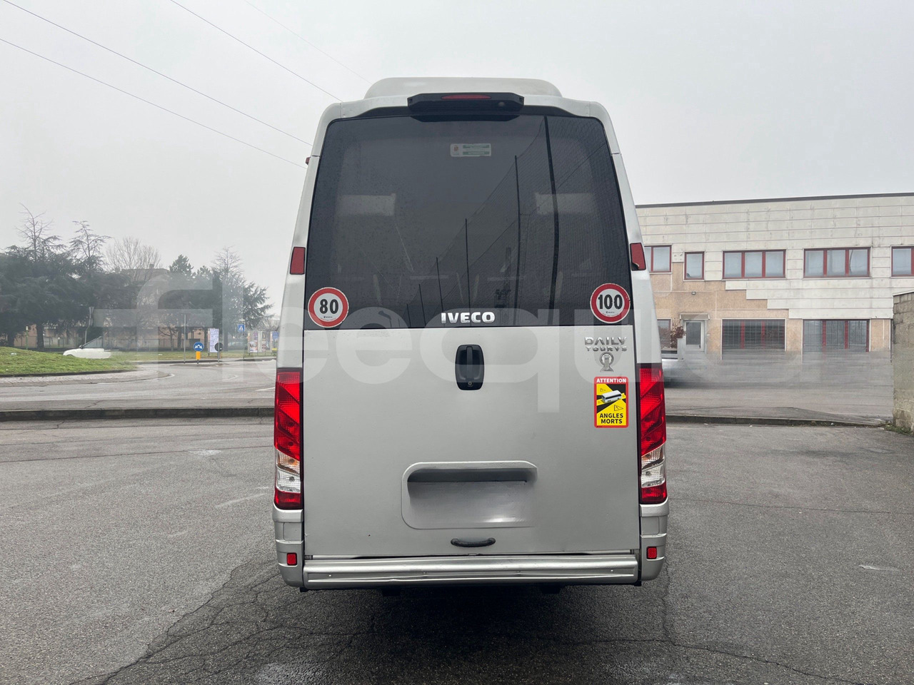 Iveco Daily - Minibus, Putnički kombi: slika 5 Iveco Daily - Minibus, Putnički kombi: slika 5