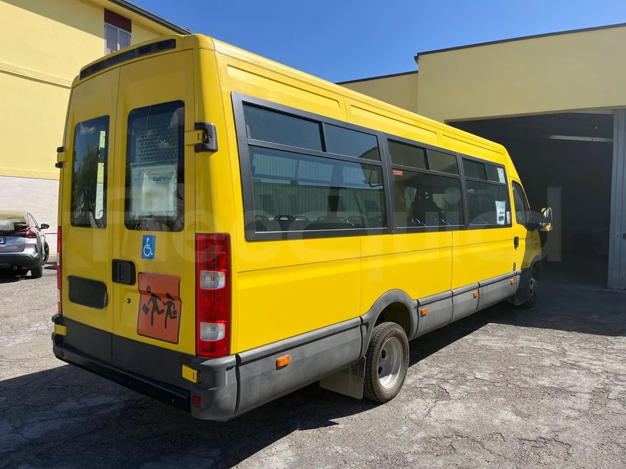 Školski autobus Iveco Daily: slika 9 Školski autobus Iveco Daily: slika 9