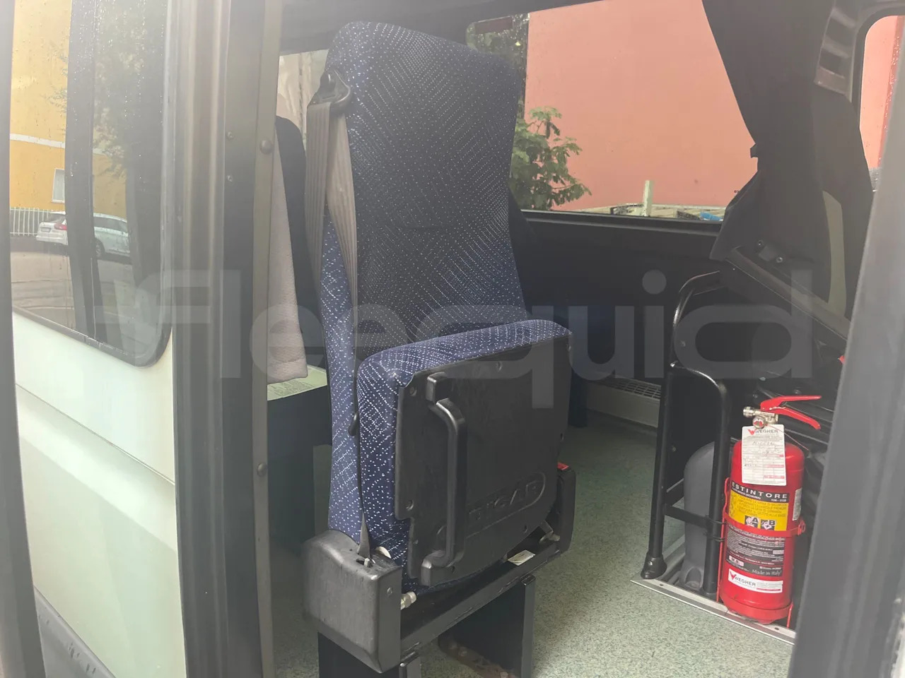 Minibus, Putnički kombi Iveco Daily: slika 15