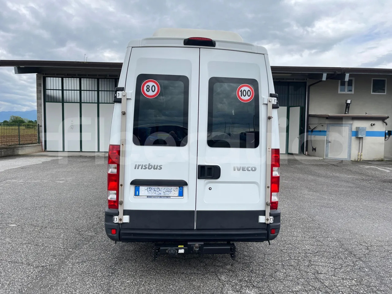 Iveco Daily - Minibus, Putnički kombi: slika 5 Iveco Daily - Minibus, Putnički kombi: slika 5
