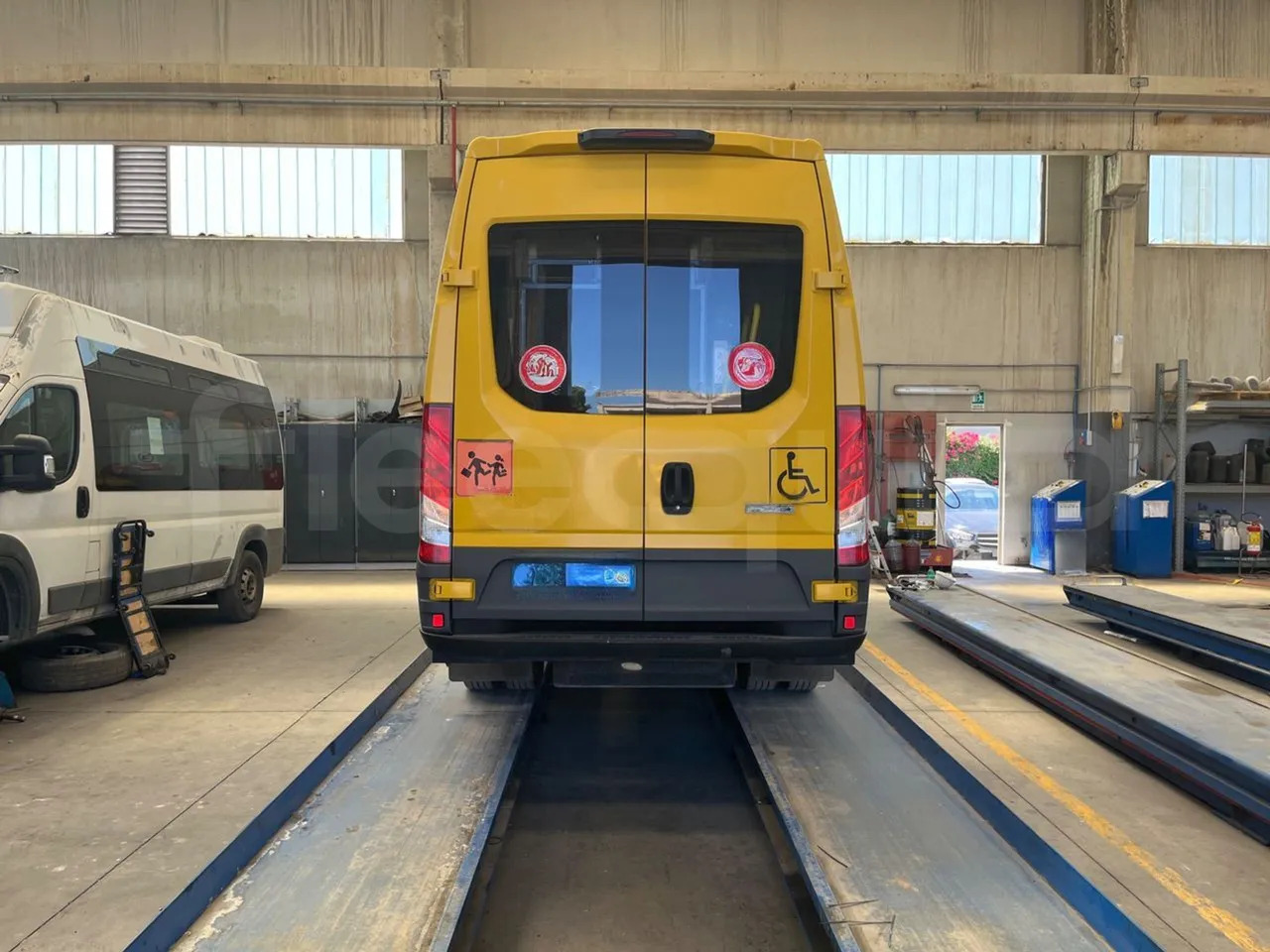 Iveco Daily - Školski autobus: slika 5 Iveco Daily - Školski autobus: slika 5