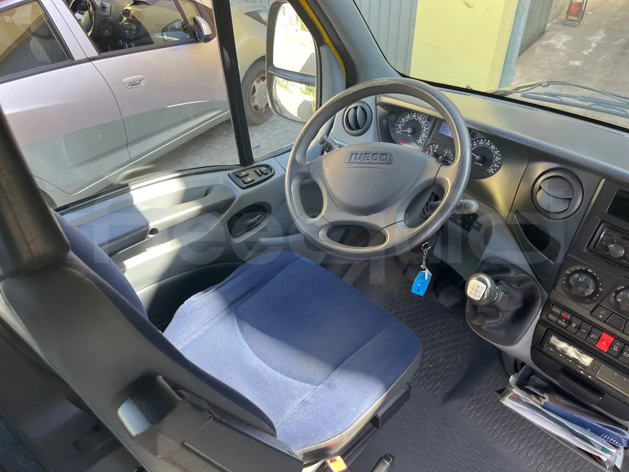 Školski autobus Iveco Daily: slika 17 Školski autobus Iveco Daily: slika 17