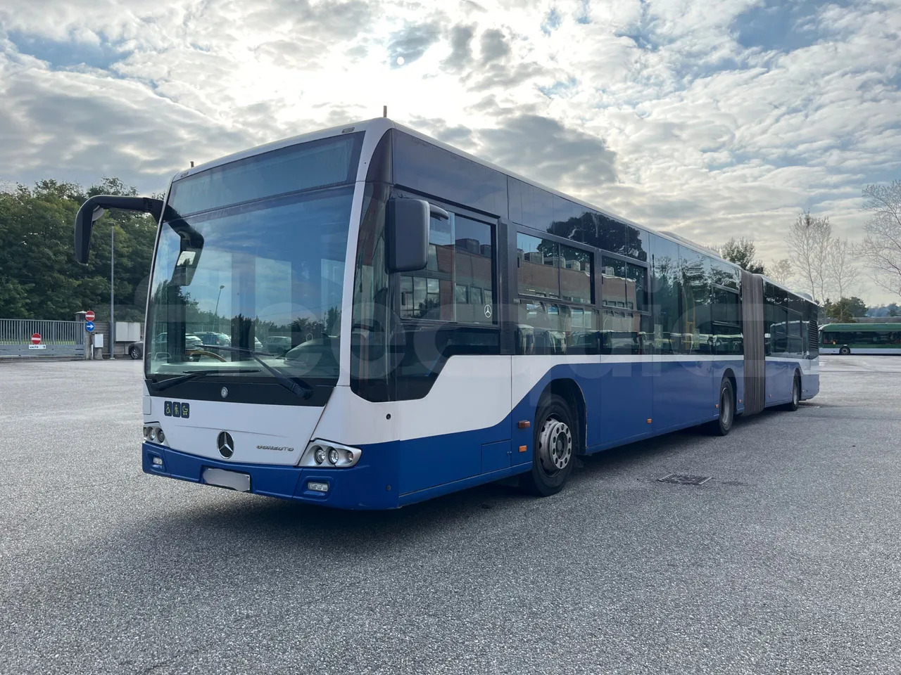 Mercedes-Benz Conecto - Zglobni autobus: slika 4 Mercedes-Benz Conecto - Zglobni autobus: slika 4