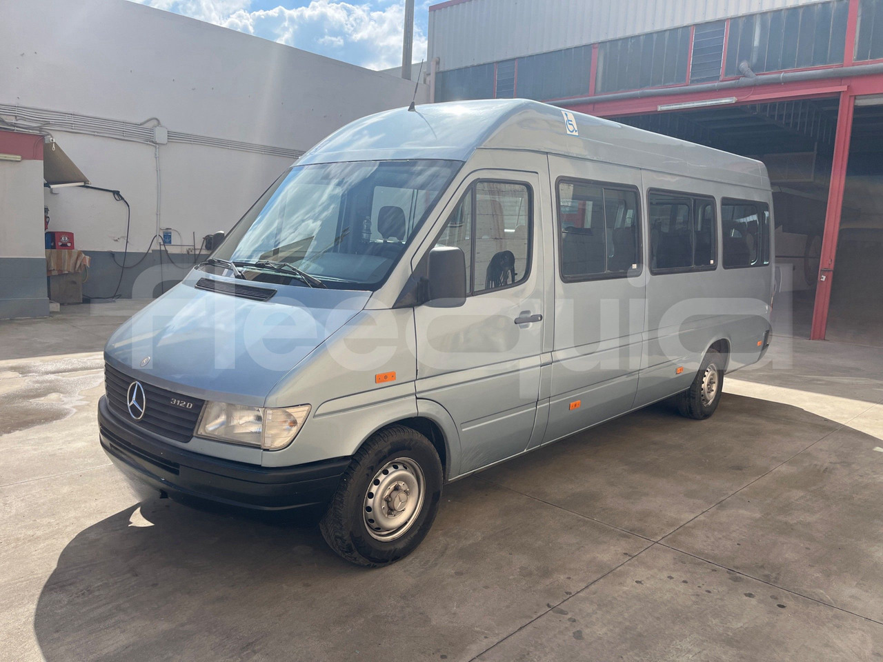 Mercedes-Benz Sprinter - Minibus, Putnički kombi: slika 4 Mercedes-Benz Sprinter - Minibus, Putnički kombi: slika 4
