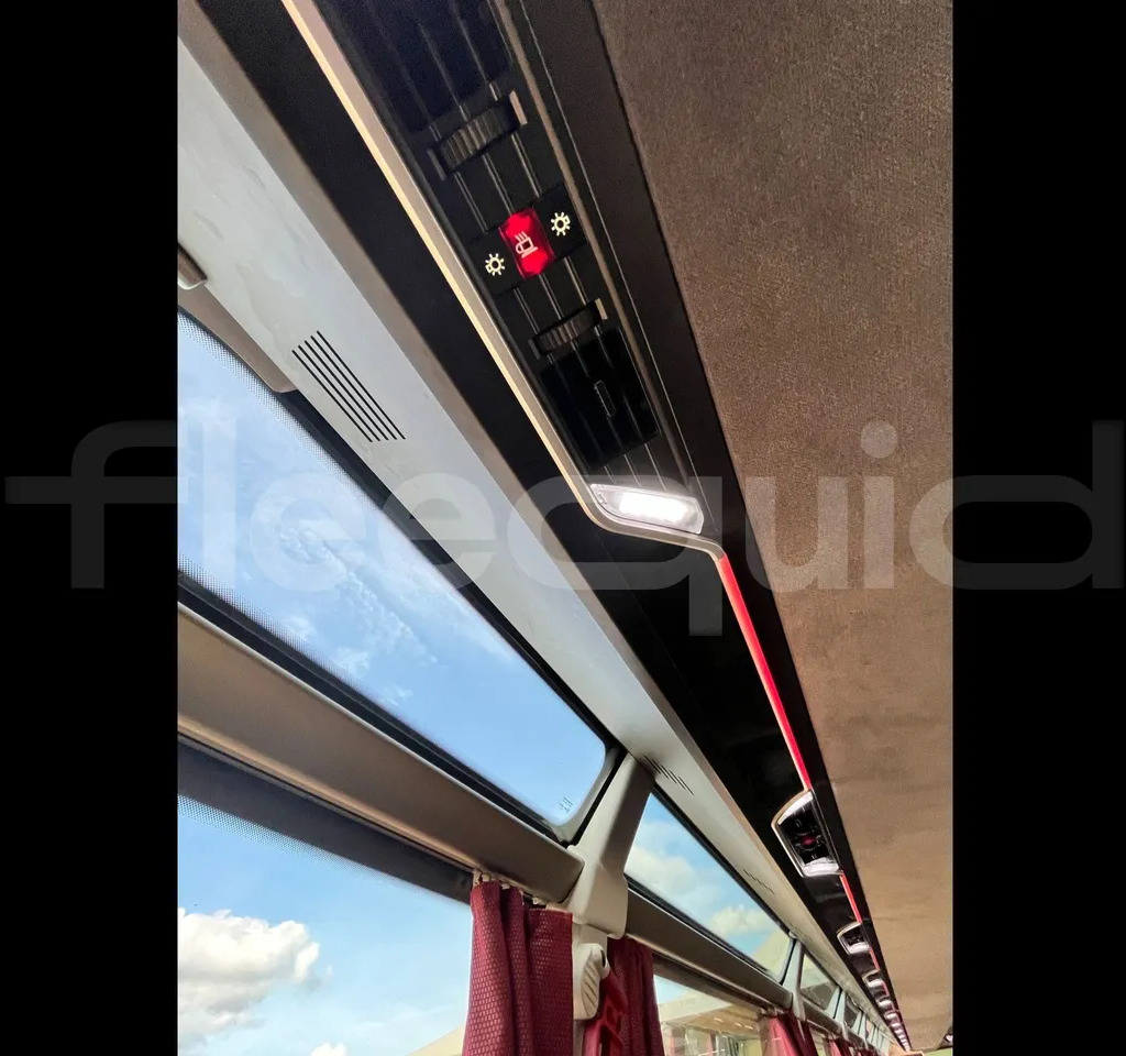 Turistički autobus Neoplan Skyliner: slika 19 Turistički autobus Neoplan Skyliner: slika 19