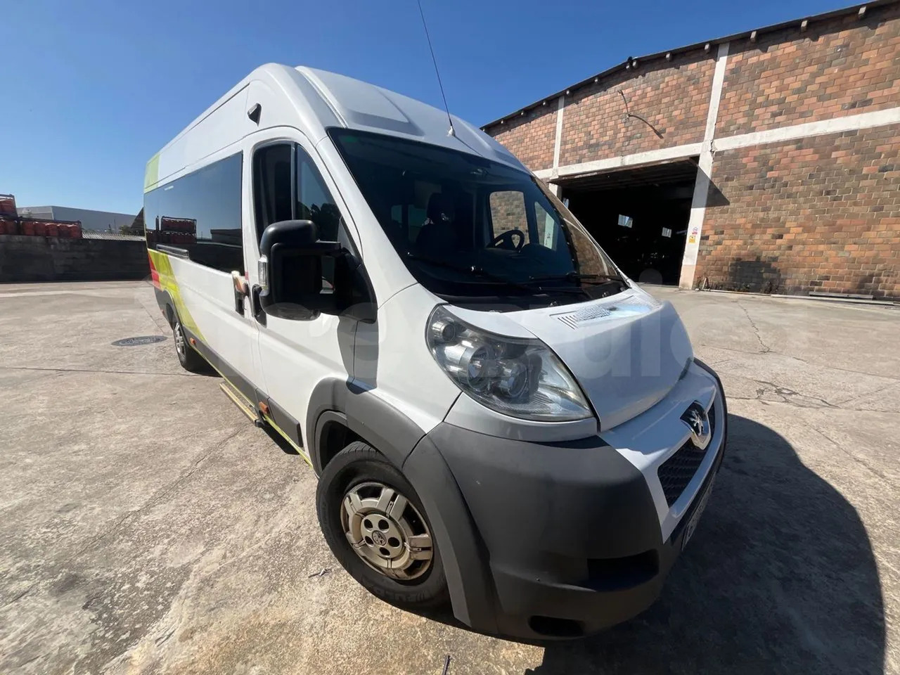 Peugeot 17P 440 BOXER - Prigradski autobus: slika 1 Peugeot 17P 440 BOXER - Prigradski autobus: slika 1