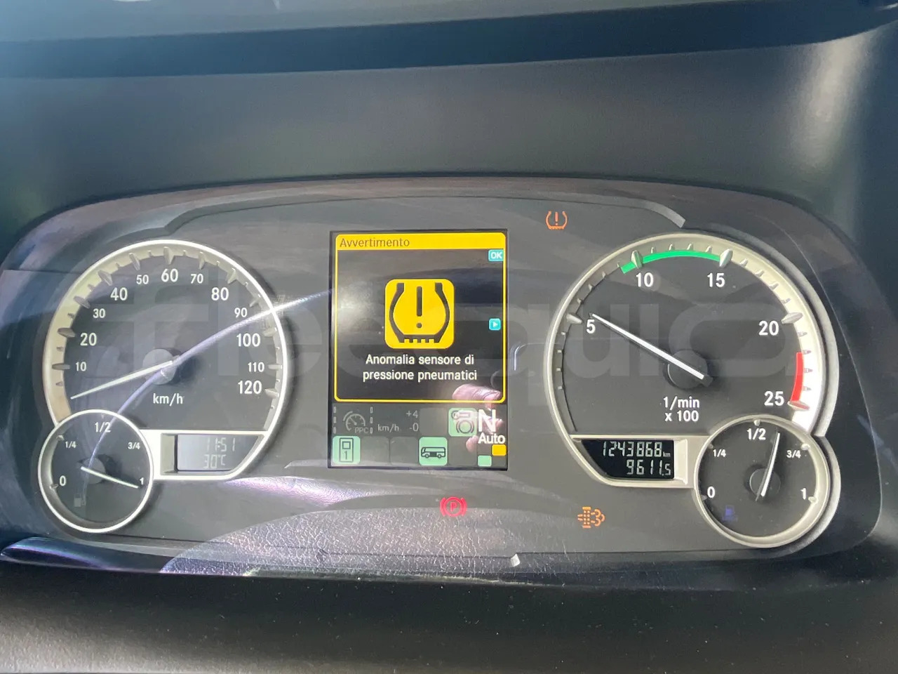 Setra S 531 DT - Turistički autobus: slika 3 Setra S 531 DT - Turistički autobus: slika 3