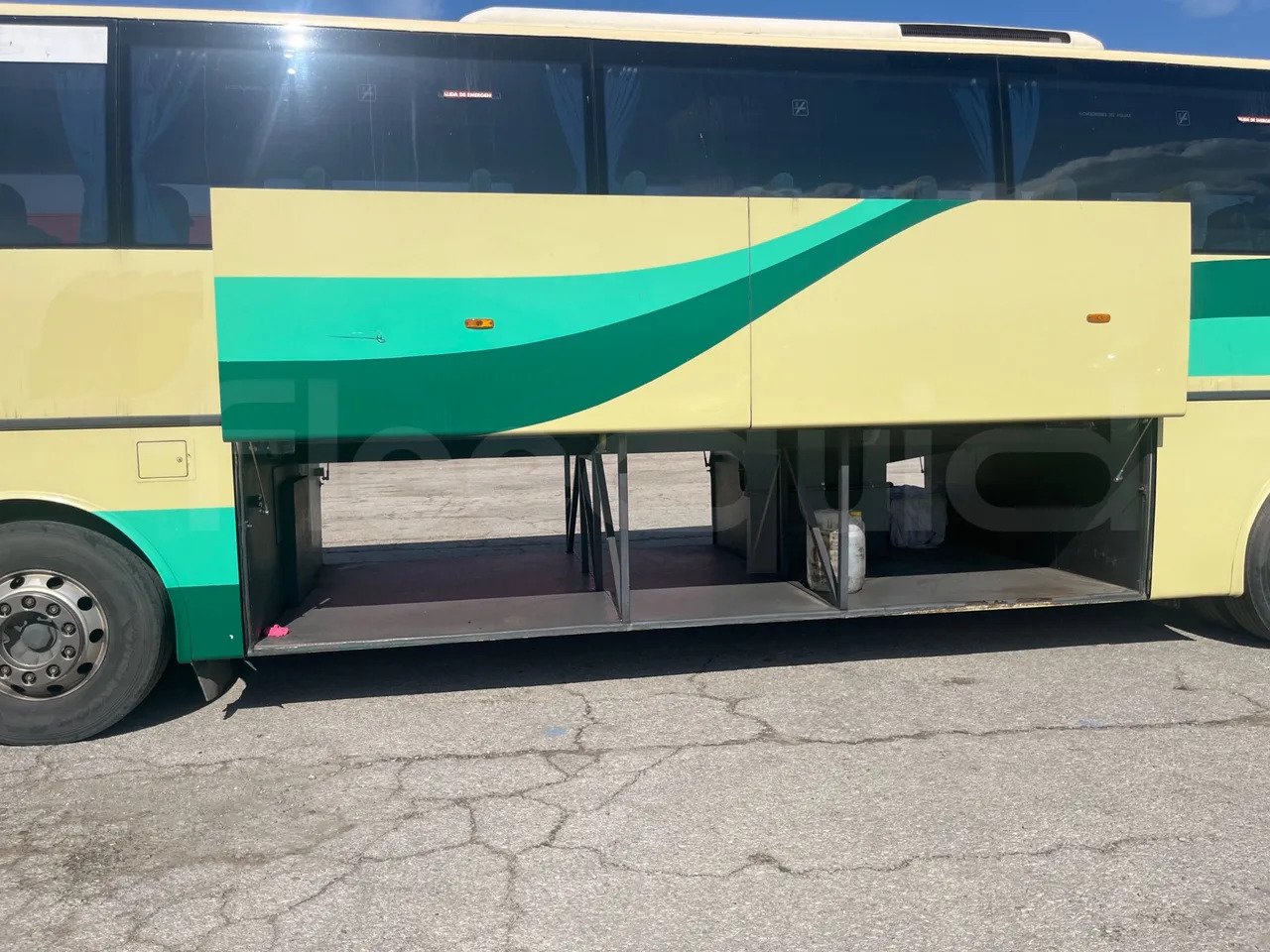 Turistički autobus Volvo B12BER: slika 15 Turistički autobus Volvo B12BER: slika 15