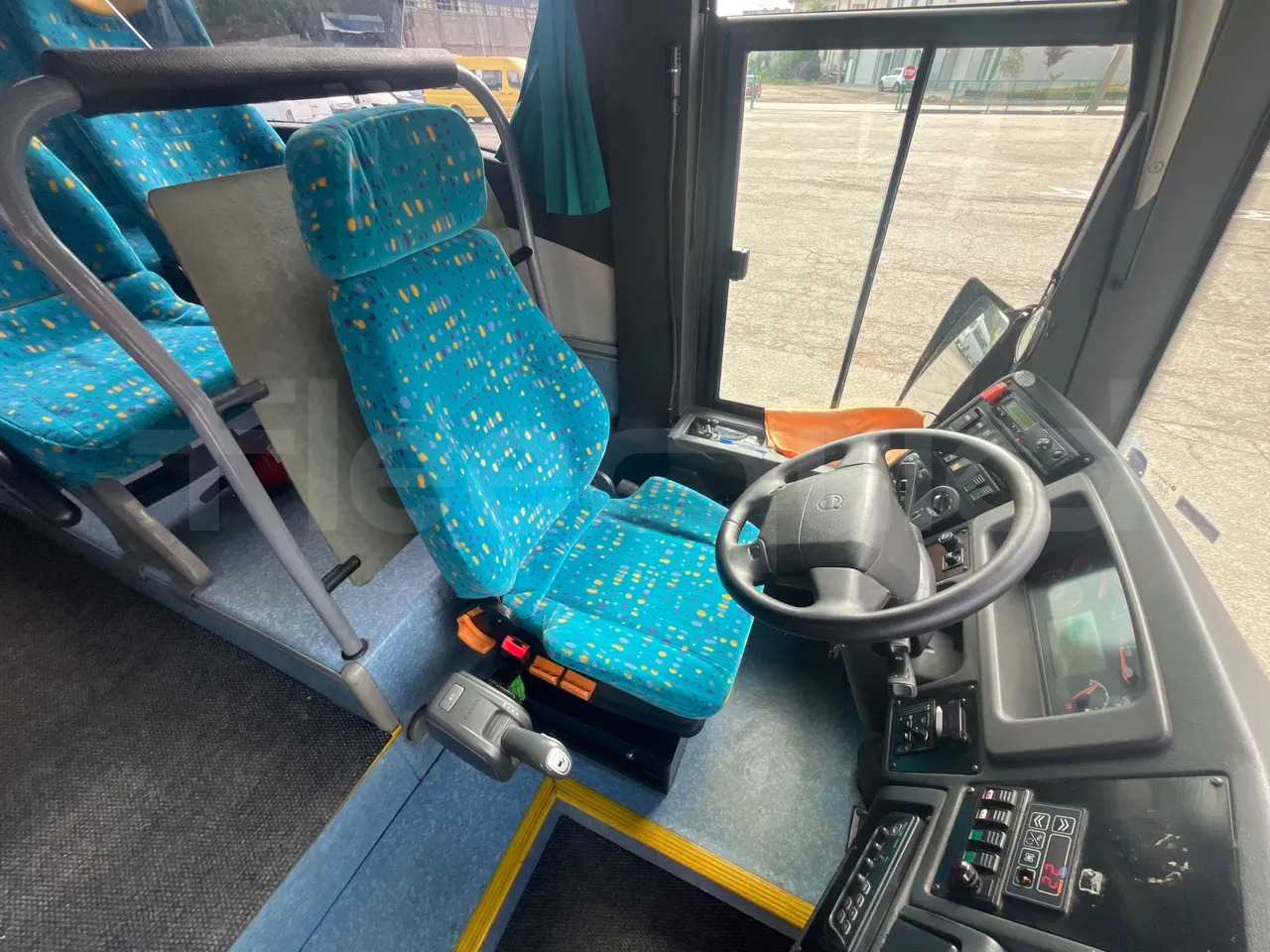 Turistički autobus Volvo B12BER: slika 20
