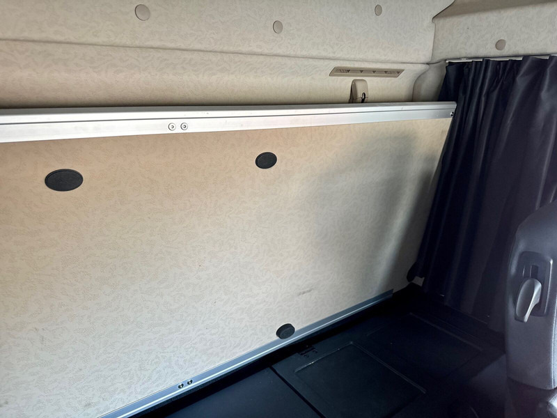 Kamion sa hidrauličnom kukom Mercedes-Benz Arocs MP5 3253 8x4 Tridem ARK HIAB 24 to: slika 20