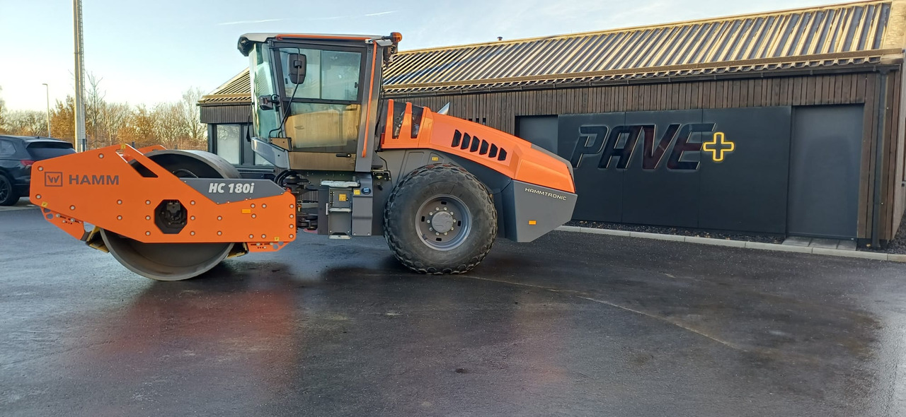 HAMM HC 180i - Kompaktor: slika 1 HAMM HC 180i - Kompaktor: slika 1