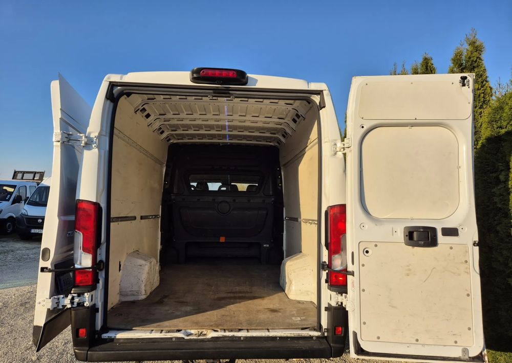 Fiat Ducato 2.3 150KM Brygadówka Maxi L4h2 - Dostavno vozilo sa duplom kabinom: slika 4 Fiat Ducato 2.3 150KM Brygadówka Maxi L4h2 - Dostavno vozilo sa duplom kabinom: slika 4