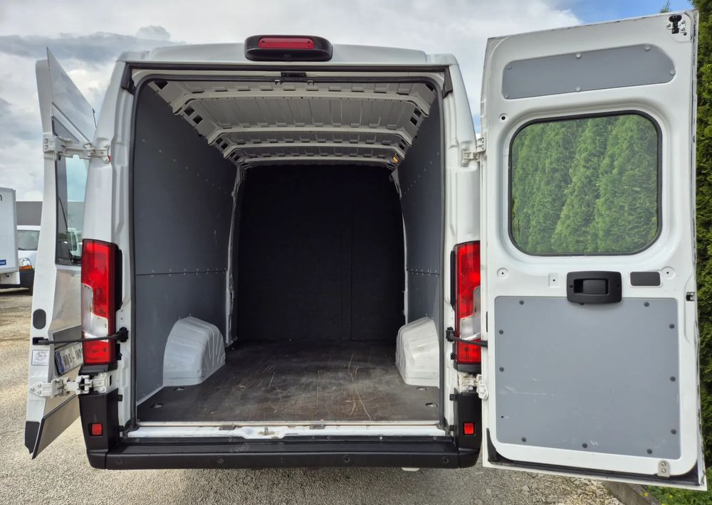Fiat Ducato 2.3 180KM Maxi Nowa Zabudowa Dubel - Dostavno vozilo sa duplom kabinom: slika 4 Fiat Ducato 2.3 180KM Maxi Nowa Zabudowa Dubel - Dostavno vozilo sa duplom kabinom: slika 4