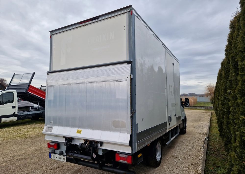 Iveco 35C14 35C13 - Dostavno vozilo sa zatvorenim sandukom: slika 4 Iveco 35C14 35C13 - Dostavno vozilo sa zatvorenim sandukom: slika 4