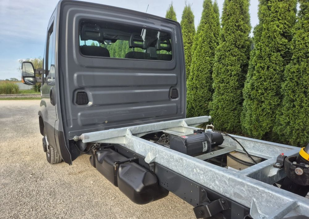 Iveco 35C15 3.0 150KM - Dostavno vozilo kiper: slika 4 Iveco 35C15 3.0 150KM - Dostavno vozilo kiper: slika 4