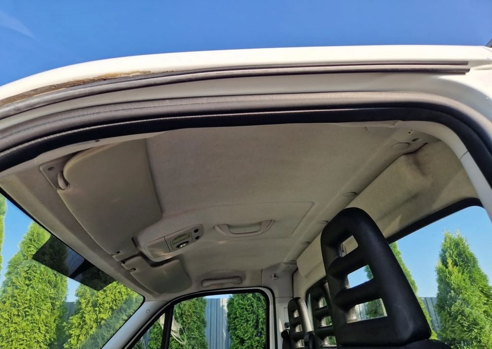 Dostavno vozilo kiper Iveco 35C15 3.0: slika 10