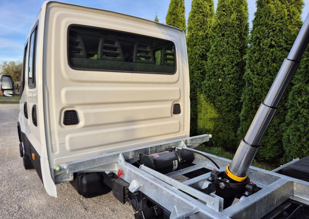 Iveco 35C16 35C15 160KM Brygadówka - Dostavno vozilo kiper: slika 4 Iveco 35C16 35C15 160KM Brygadówka - Dostavno vozilo kiper: slika 4