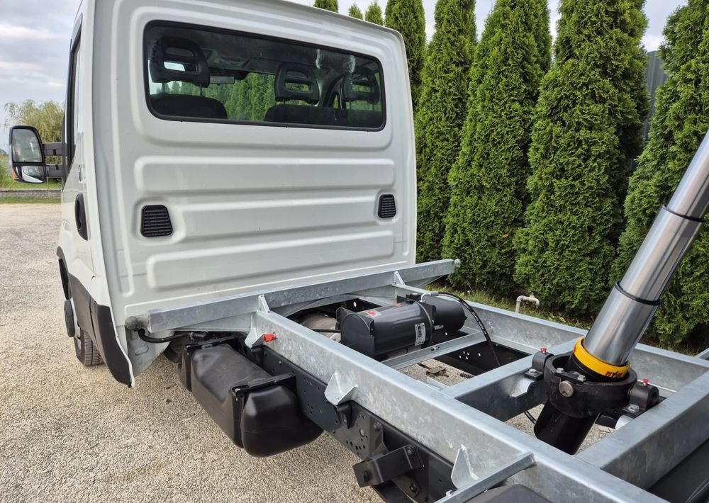 Iveco 35c14 140KM - Dostavno vozilo kiper: slika 4 Iveco 35c14 140KM - Dostavno vozilo kiper: slika 4