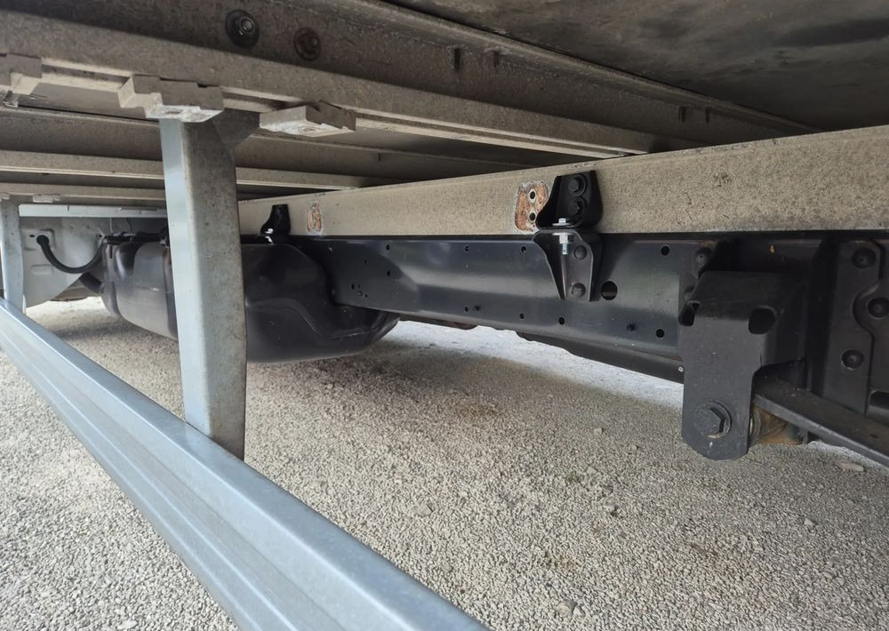 Iveco 35s14  140KM - Dostavno vozilo sa ceradom: slika 5 Iveco 35s14  140KM - Dostavno vozilo sa ceradom: slika 5