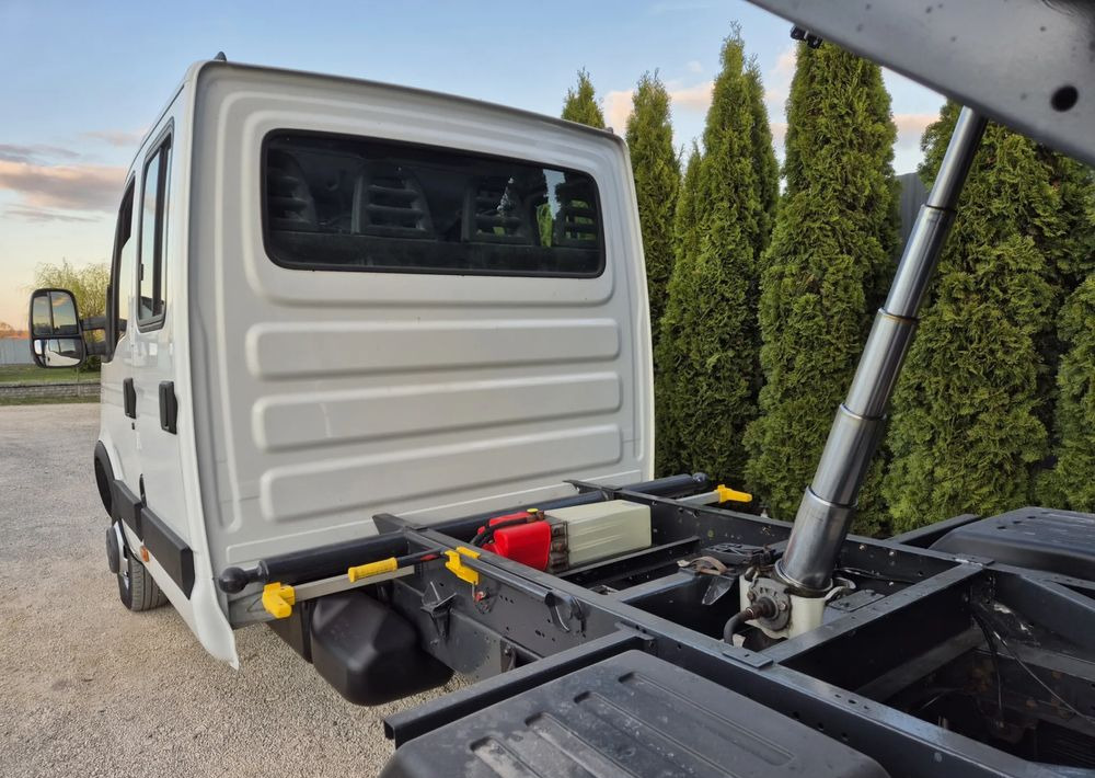 Iveco 50c15 3.0 150KM Brygadówka - Dostavno vozilo kiper: slika 4 Iveco 50c15 3.0 150KM Brygadówka - Dostavno vozilo kiper: slika 4