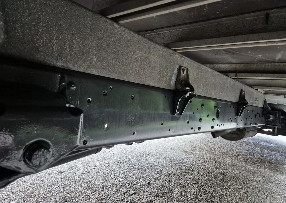 Iveco 70C17 3.0 170KM Skrzyniowy - Dostavno vozilo sa ceradom: slika 5 Iveco 70C17 3.0 170KM Skrzyniowy - Dostavno vozilo sa ceradom: slika 5