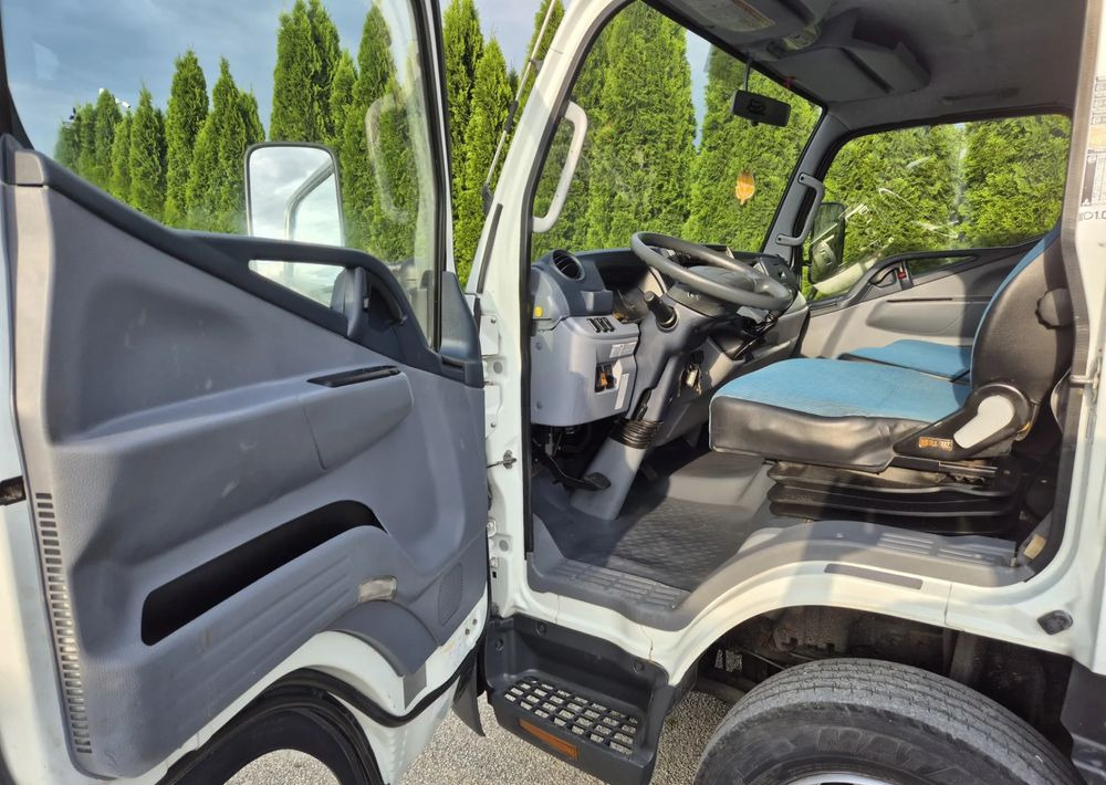 Mitsubishi Canter 7C15 3.0 150KM Silnik Iveco - Dostavno vozilo kiper: slika 5 Mitsubishi Canter 7C15 3.0 150KM Silnik Iveco - Dostavno vozilo kiper: slika 5