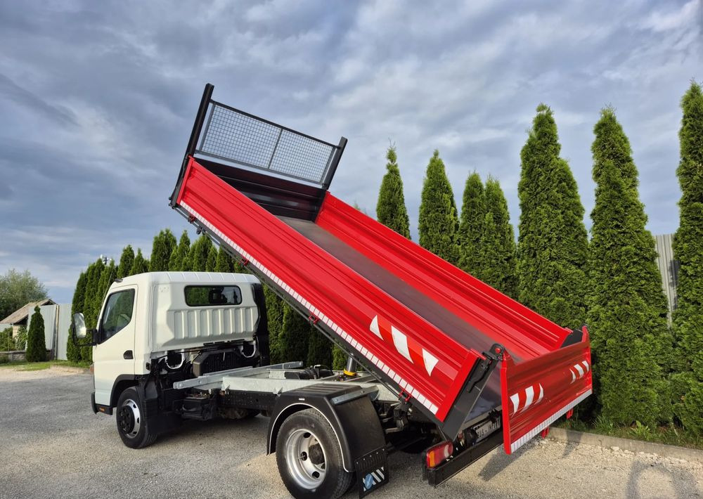 Mitsubishi Canter 7C15 3.0 150KM Silnik Iveco - Dostavno vozilo kiper: slika 3 Mitsubishi Canter 7C15 3.0 150KM Silnik Iveco - Dostavno vozilo kiper: slika 3