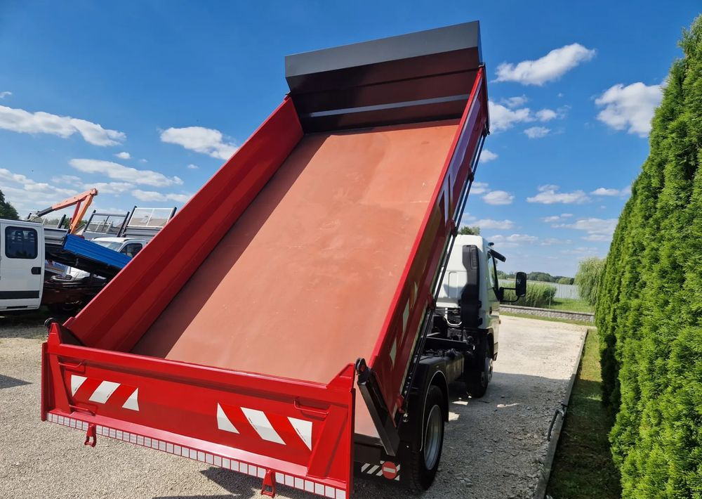 Mitsubishi Canter 7c15 3.0 150KM - Istovarivač: slika 4 Mitsubishi Canter 7c15 3.0 150KM - Istovarivač: slika 4