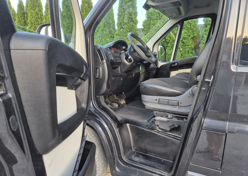 Furgon, Dostavno vozilo sa duplom kabinom Peugeot Boxer 2.2 130KM Dubel kabina: slika 6 Furgon, Dostavno vozilo sa duplom kabinom Peugeot Boxer 2.2 130KM Dubel kabina: slika 6