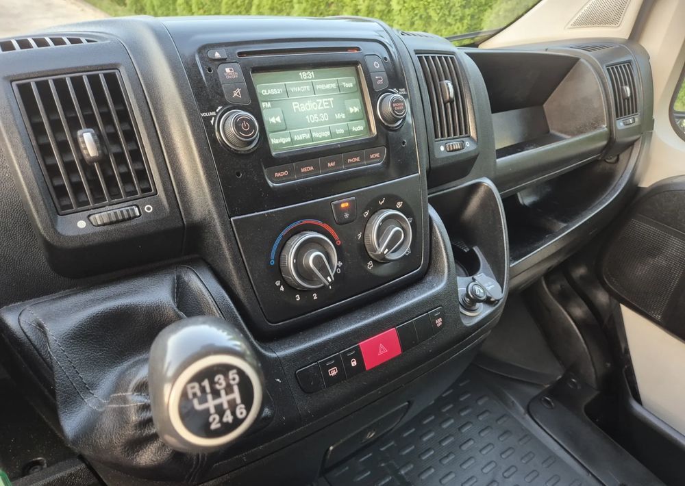 Furgon, Dostavno vozilo sa duplom kabinom Peugeot Boxer 2.2 130KM Dubel kabina: slika 8 Furgon, Dostavno vozilo sa duplom kabinom Peugeot Boxer 2.2 130KM Dubel kabina: slika 8