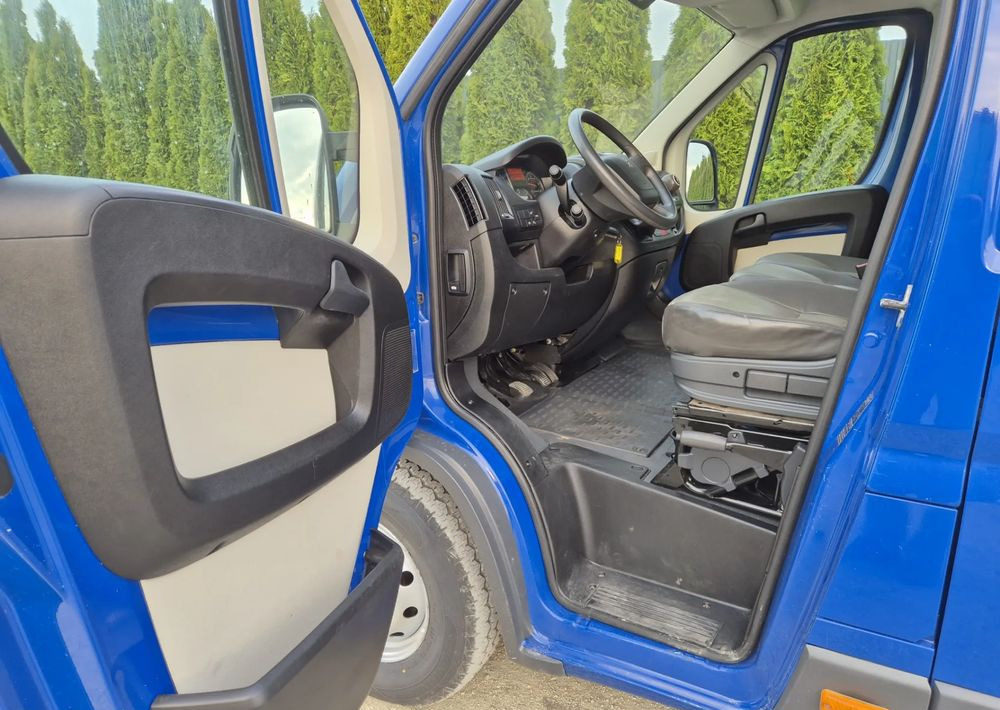 Peugeot Boxer 2.2 150KM brygadówka Maxi wzmocniony koła 16 cali Dubel - Dostavno vozilo sa duplom kabinom: slika 5 Peugeot Boxer 2.2 150KM brygadówka Maxi wzmocniony koła 16 cali Dubel - Dostavno vozilo sa duplom kabinom: slika 5