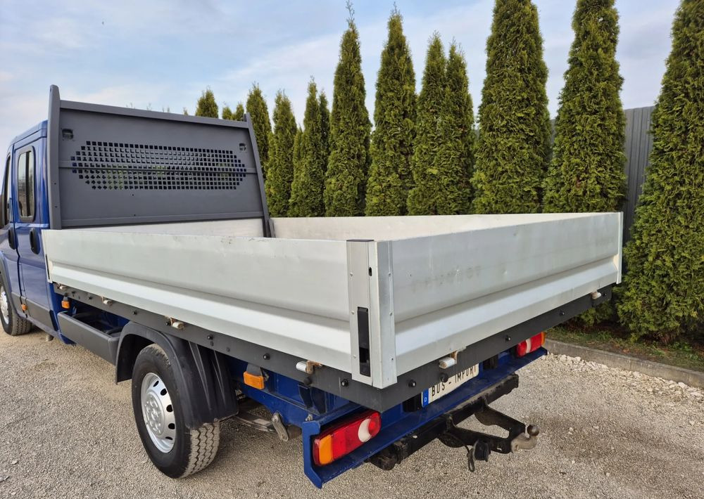 Peugeot Boxer 2.2 150KM brygadówka Maxi wzmocniony koła 16 cali Dubel - Dostavno vozilo sa duplom kabinom: slika 3 Peugeot Boxer 2.2 150KM brygadówka Maxi wzmocniony koła 16 cali Dubel - Dostavno vozilo sa duplom kabinom: slika 3