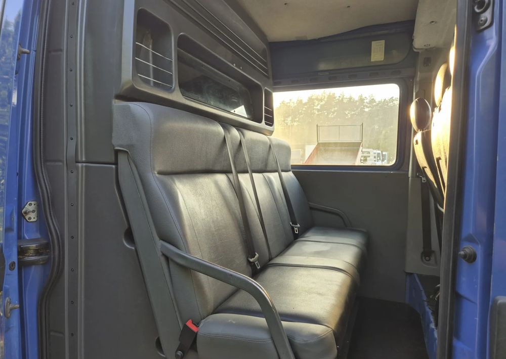 Renault MASTER 2.5 120KM Dubel Kabina - Furgon: slika 5 Renault MASTER 2.5 120KM Dubel Kabina - Furgon: slika 5