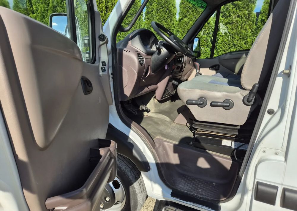 Renault Mascott Silnik Iveco 2.8 130KM - Dostavno vozilo kiper: slika 5 Renault Mascott Silnik Iveco 2.8 130KM - Dostavno vozilo kiper: slika 5