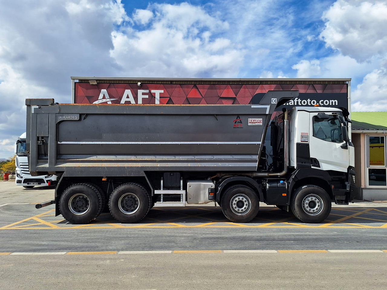 RENAULT K 520 - Istovarivač: slika 4 RENAULT K 520 - Istovarivač: slika 4