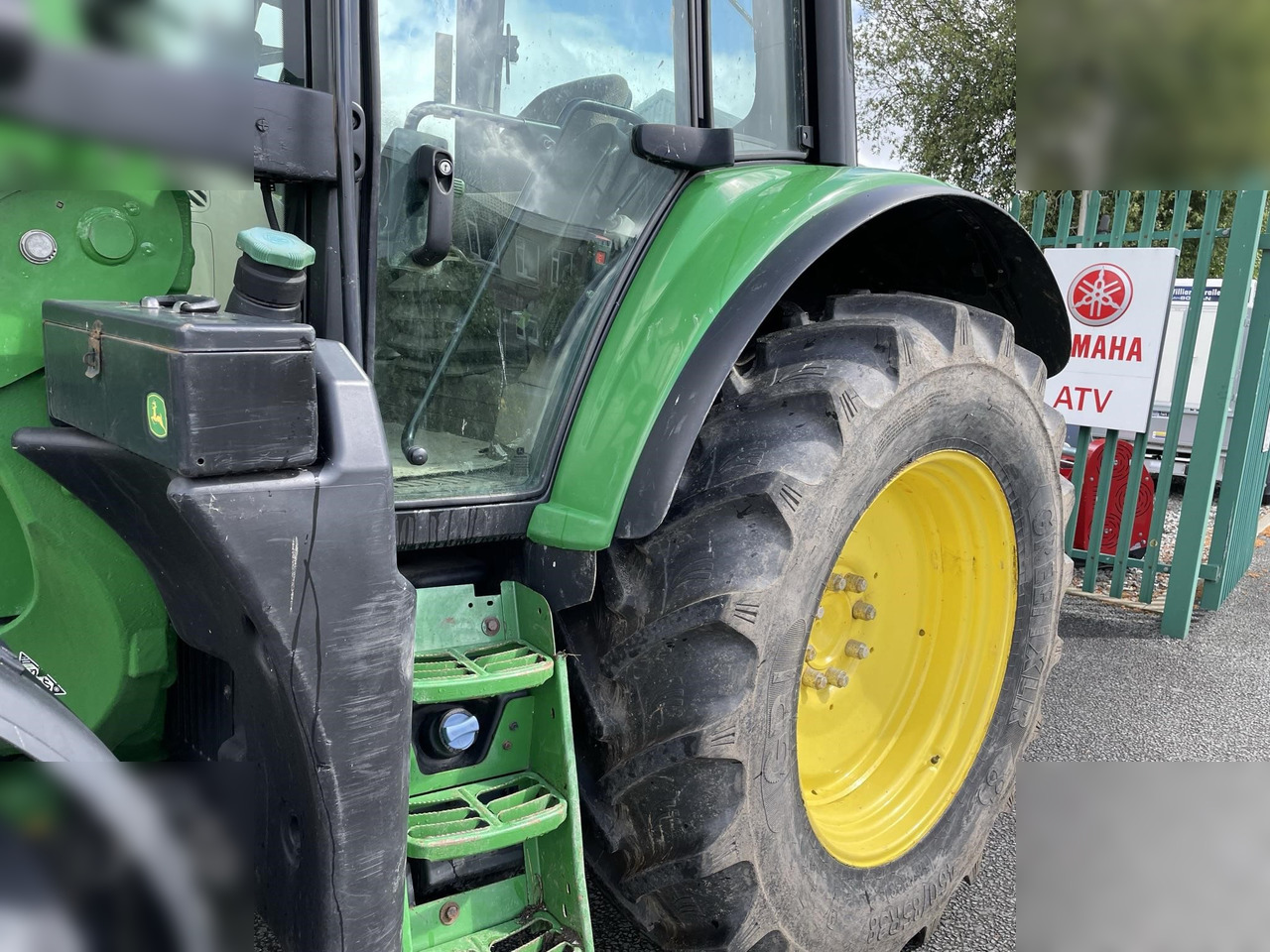 2020 JOHN DEERE 6120M - Traktor: slika 4 2020 JOHN DEERE 6120M - Traktor: slika 4
