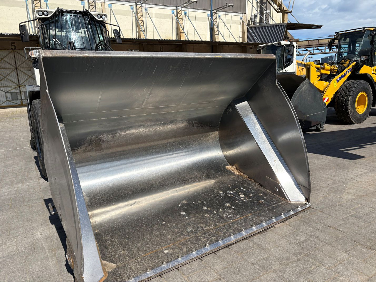 LIEBHERR L538 - Utovarivač točkaš: slika 5 LIEBHERR L538 - Utovarivač točkaš: slika 5