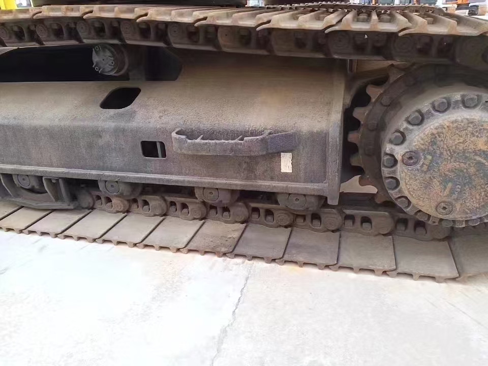 CATERPILLAR 325C used excavator low price for sale caterpillar - Bager guseničar: slika 4 CATERPILLAR 325C used excavator low price for sale caterpillar - Bager guseničar: slika 4