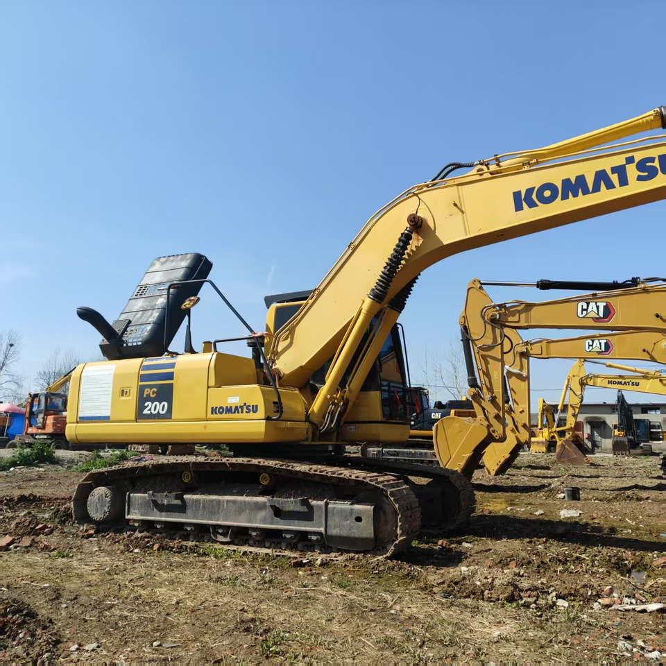 KOMATSU pc200 hot sale 20 tons excavator japan brand - Bager guseničar: slika 4 KOMATSU pc200 hot sale 20 tons excavator japan brand - Bager guseničar: slika 4