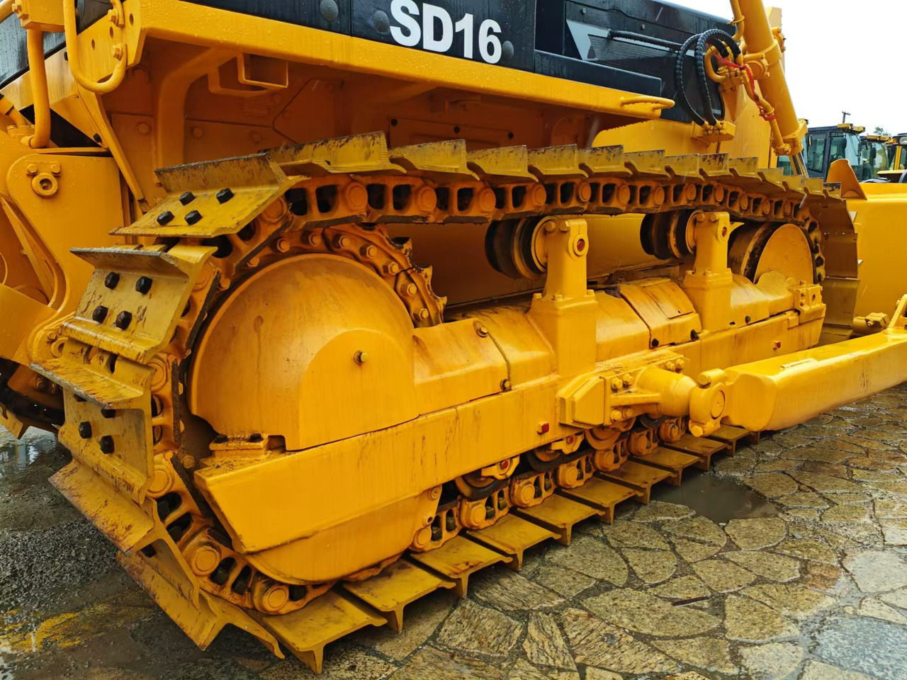 SHANTUI sd16 bullldozer made in china low price for sale - Buldožer: slika 4 SHANTUI sd16 bullldozer made in china low price for sale - Buldožer: slika 4