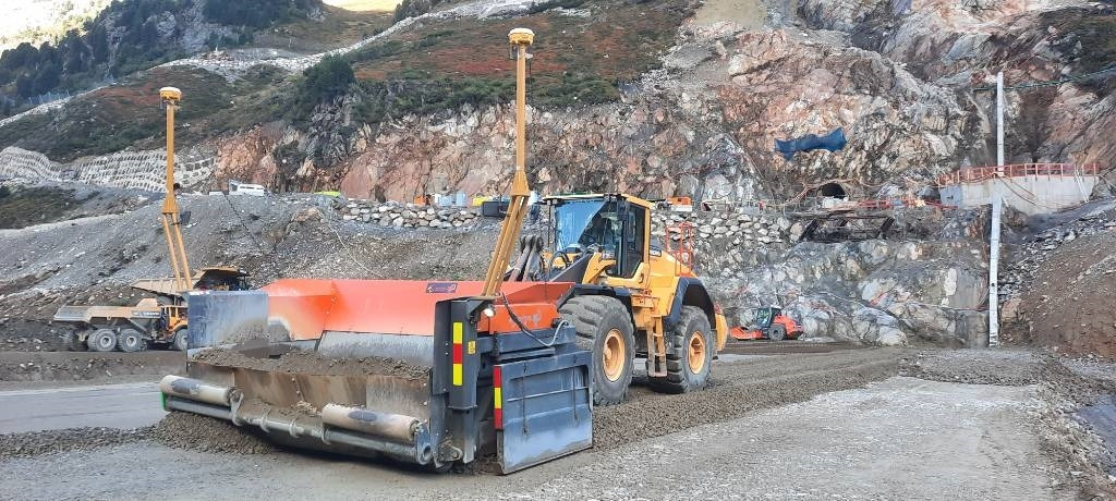 Reptail LM - Grejder: slika 4 Reptail LM - Grejder: slika 4