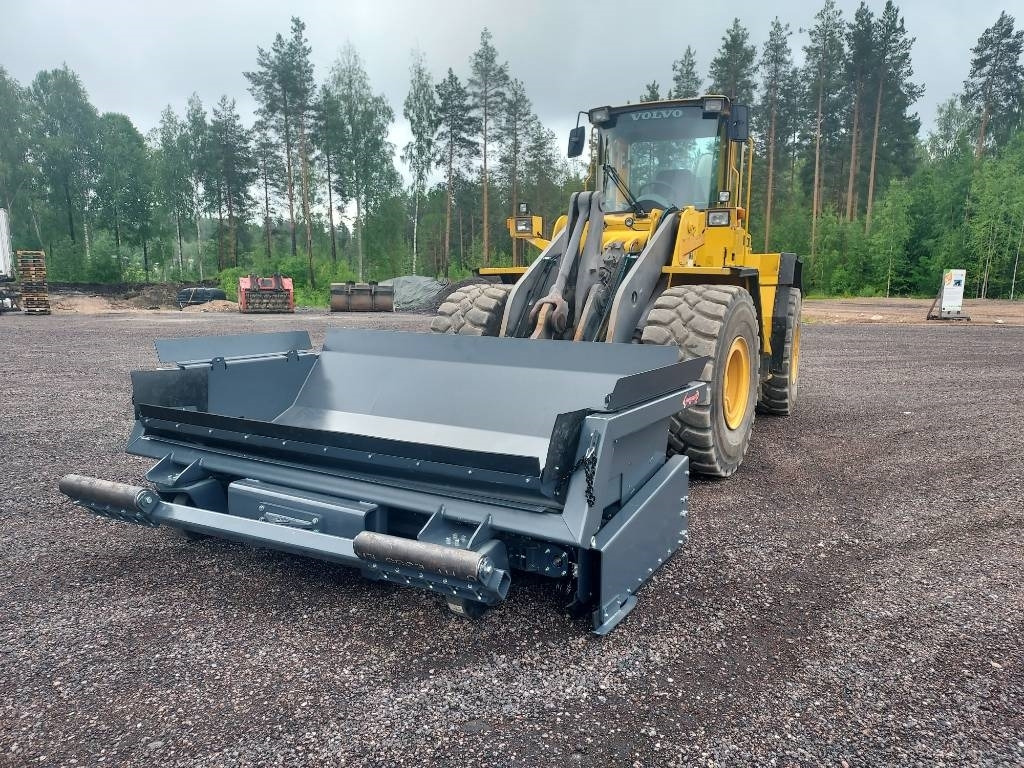 Reptail Road widener - Grejder: slika 3 Reptail Road widener - Grejder: slika 3