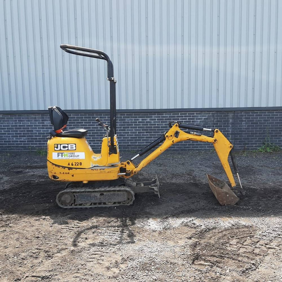 JCB 8008 - Mini bager: slika 1 JCB 8008 - Mini bager: slika 1