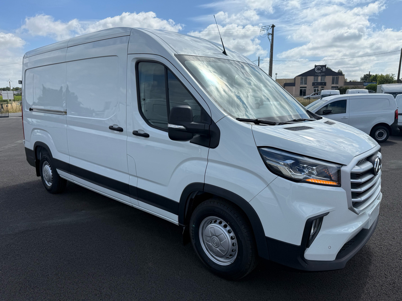 MAXUS DELIVER9 150CH Diesel - Furgon: slika 1 MAXUS DELIVER9 150CH Diesel - Furgon: slika 1